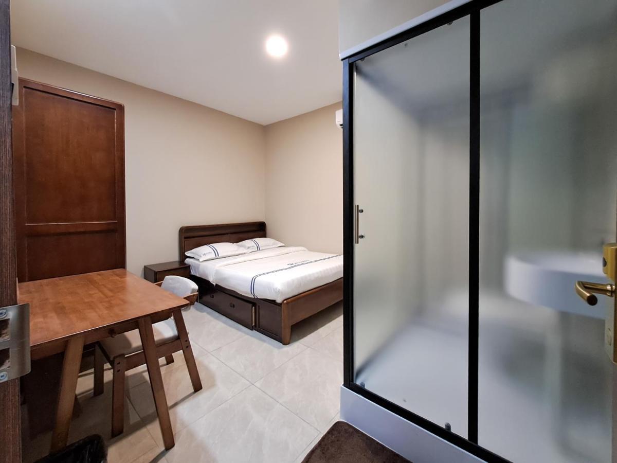 Global Residency Hotel Kota Kinabalu Exterior foto